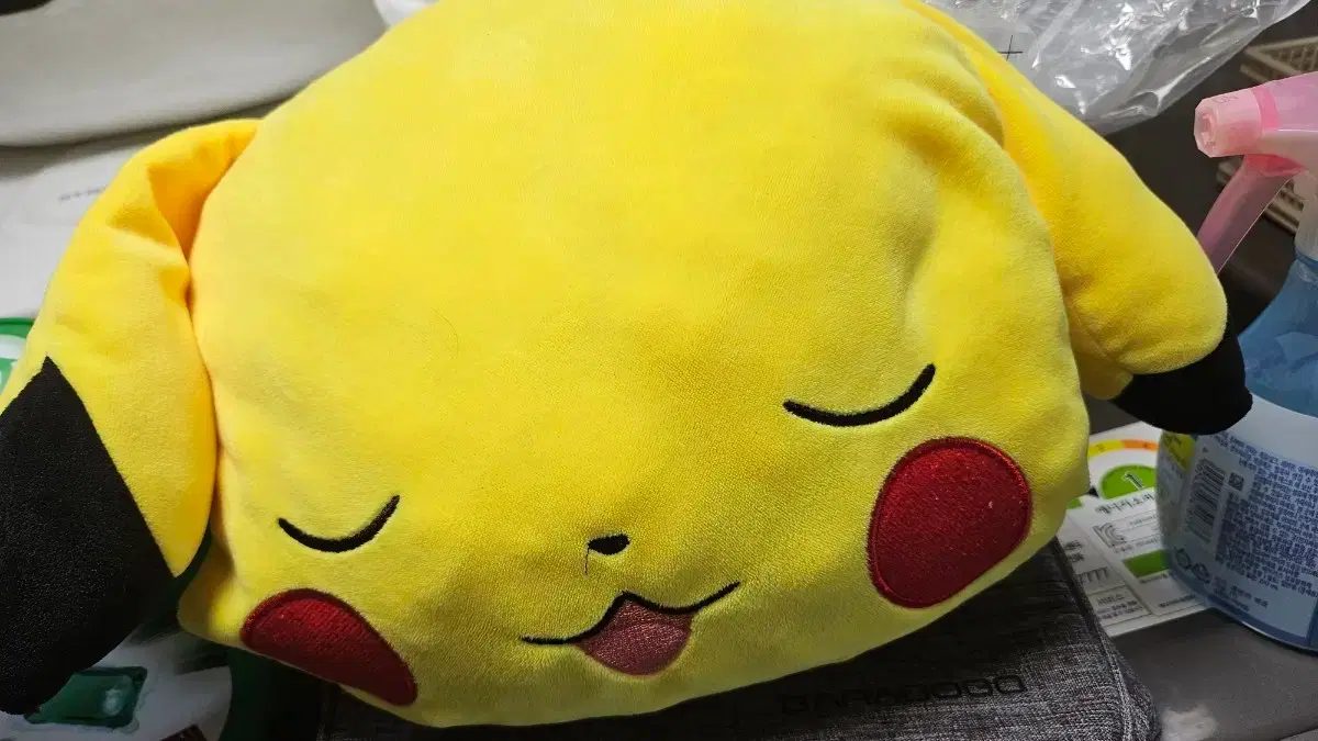 Human Made x Pokemon Made Cushion White on Bunjang Global Site.